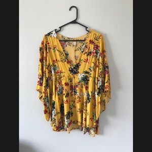 Gorgeous Floral Blouse!